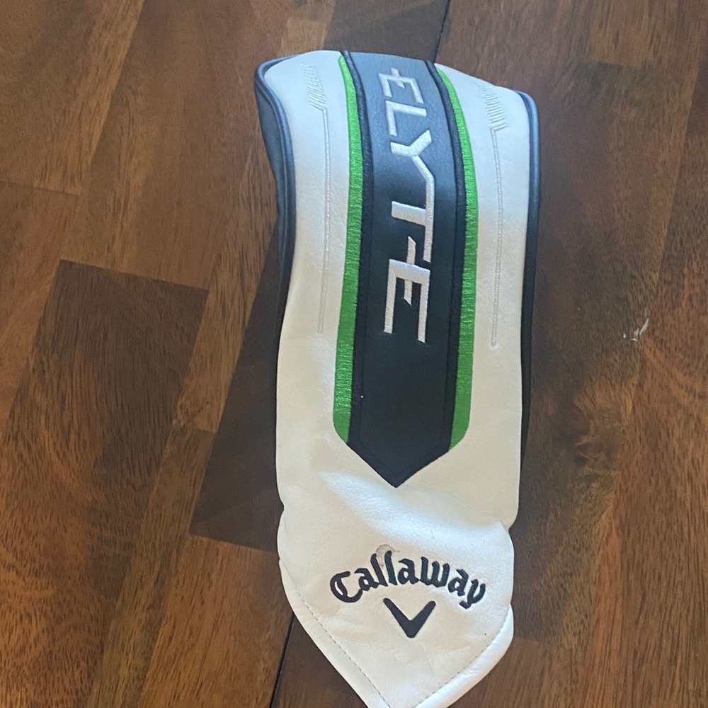Callaway White and Black Headcover with Green Stripe